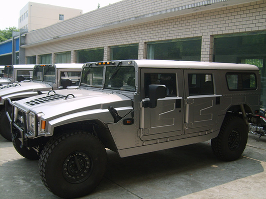 Komando Patroli Pengintaian Kendaraan Militer Off Road Mobil Polisi Baris Ganda 4x4 150HP