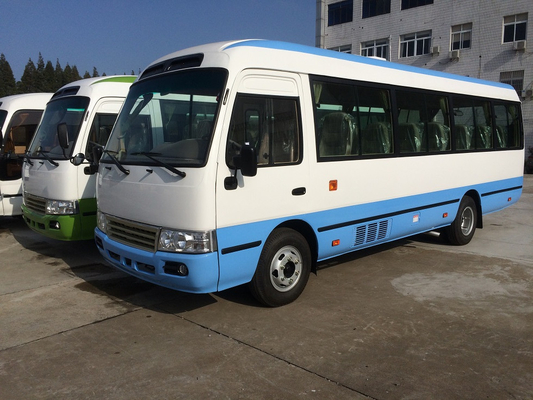 Diesel Coach Coaster Bus 30 Kursi Van Bus 140hp Transmisi Manual Kulkas Kondisi Udara