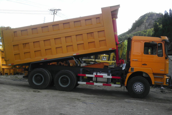 Teknik Pertambangan 40Ton Heavy Dump Truck F3000 Shacman 6x4 Tenaga Diesel 10MT Daya Tanjakan Maks 30%