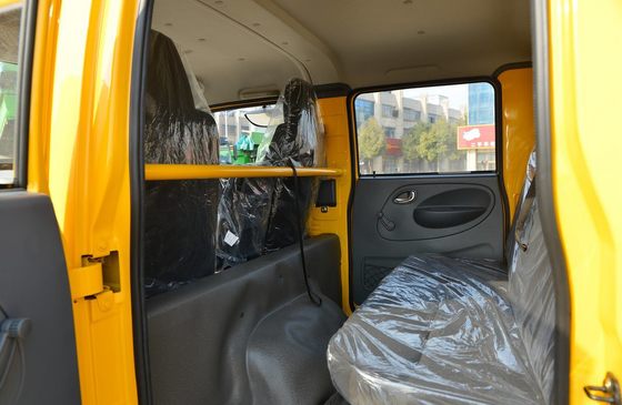 Truk Kargo Ringan 4x2 5 Kursi Truk Kargo Flatbed Ringan 115hp Untuk Penjemputan