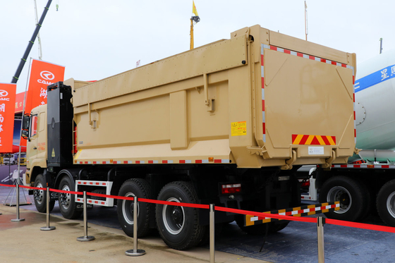 CAMC New Energy Electric Heavy Duty Dump Truck 8x4 12 Roda Swap / Mengisi Baterai Nol Emisi