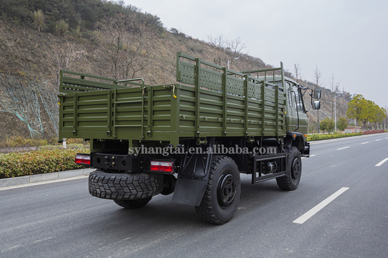 Kendaraan Off Road 4WD Truk Angkutan Kargo Jalan Buruk Mobil Off Road YUCHAI 190hp