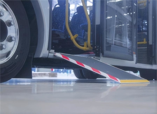 FCEV 7m Hidrogen Fuel Cell Mini Electric Public Bus Lantai Rendah 21 Kursi WABCO Braking System