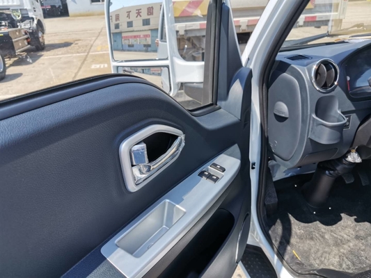 DONGFENG Truk Pengiriman Listrik Energi Baru 66.8kwh Rentang 250km Dengan Rem Hidrolik ABS