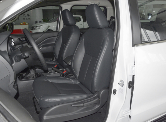 Double Row 5 Seater 4 Door SUV Pickup Truck 6MT 4WD 231HP Mesin Bensin
