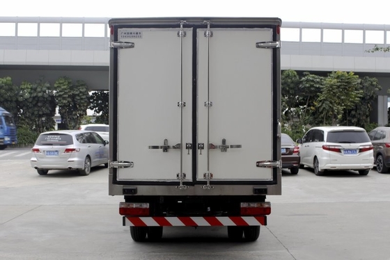 Truk Pengiriman Pendingin Ringan Van DONGFENG 4x2 Drive Euro6 Emission