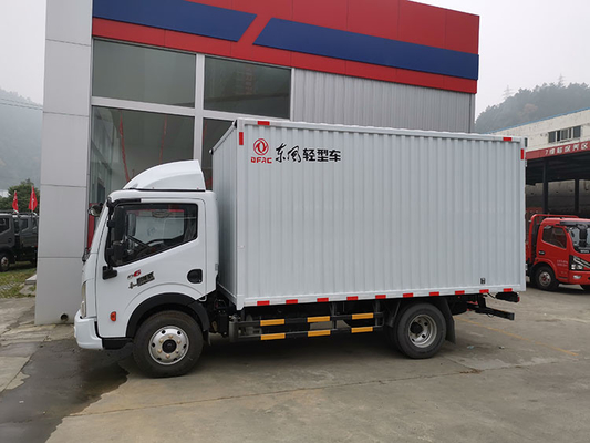 Truk Kargo Ringan GVW 3.5T-4.5T Lebar Kabin 1730mm Euro 2 Euro 6 Mesin YUCHAI Van Lorry