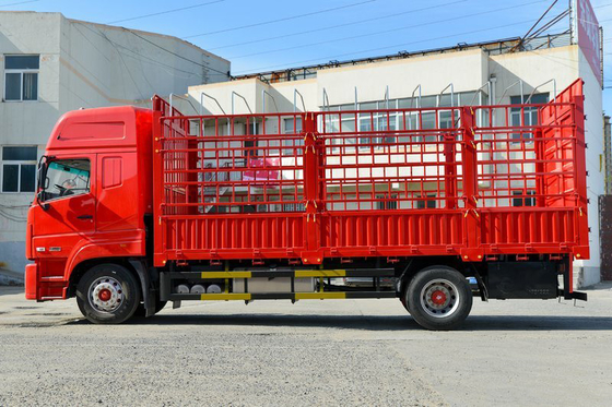 Truk Pengangkut Kargo Pengiriman Pagar DongFeng D9K 4x2 Baris Tunggal