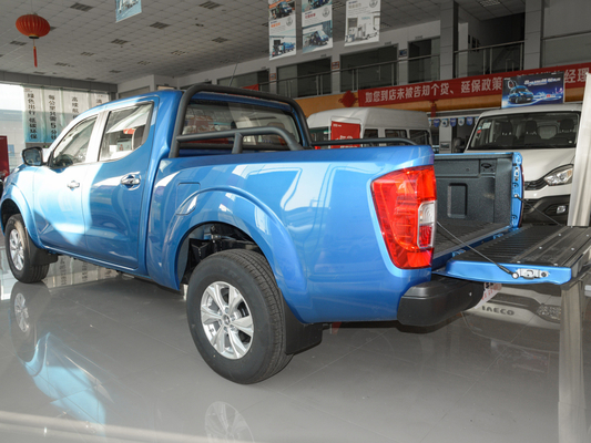 Cina DONGFENG 4WD Pickup 1.7m Cargo Tank Light Freight Truck Double Cab 5 Kursi