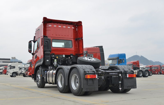 Euro 6 Emisi Truk Traktor DONGFENG 456hp Diesel Bahan Bakar Daya Tinggi