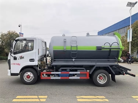 Tanker Vakum Limbah DONGFENG Kecil 6MT Tangki Mesin Diesel 4.7 Cbm