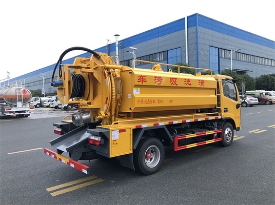 3308mm Wheelbase Truk Sanitasi Kota 6MT Vacuum Suction Sewage Truck
