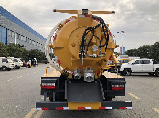 Dongfeng Suction Sewage Sanitasi Kota Truk 9.5 Cbm 4 Ton Payload
