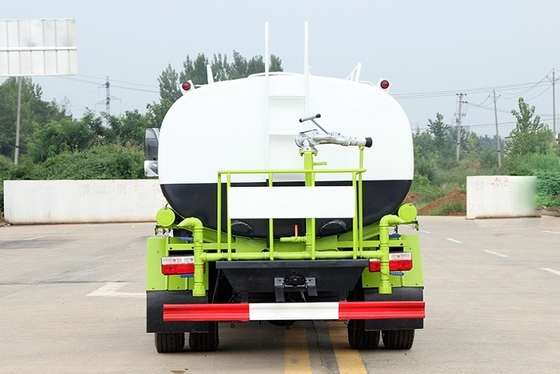 9 Cbm Taburan Air Ringan Truk Keranjang 4x2 Roda Diesel Powered Kiri Kemudi