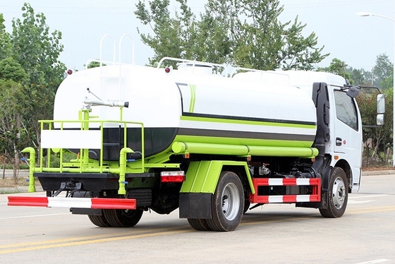 9 Cbm Taburan Air Ringan Truk Keranjang 4x2 Roda Diesel Powered Kiri Kemudi