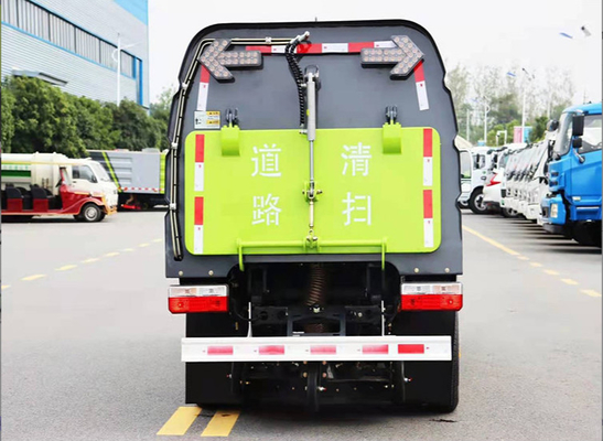 Truk Sanitasi Kota Roda 4x2 Tenaga Bensin 113hp Mini Road Sweeper