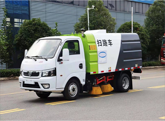 Truk Sanitasi Kota Roda 4x2 Tenaga Bensin 113hp Mini Road Sweeper