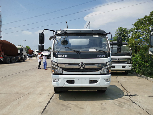 170 HP Truk Pengangkut Oli Mesin Diesel 8.5 CBM Jarak sumbu roda 3800mm