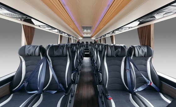 37 Seater Luxury Coach Travel Diesel 270 HP Tinggi Internal 2m 6MT Transmisi