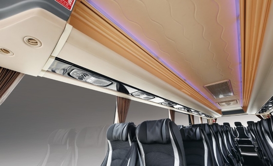 37 Seater Luxury Coach Travel Diesel 270 HP Tinggi Internal 2m 6MT Transmisi