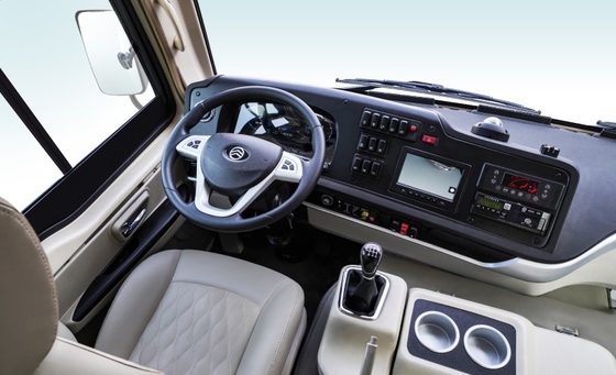 Bus Coaster Mewah Kursi Kulit 7m 150hp Mesin Diesel Lampu Depan LED