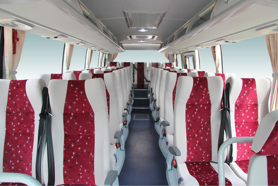 Bus Pelatih Listrik Kemudi Kiri 200 - 250KM Mileage EV 34 Seater Tourist Bus