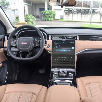 VGV 8AT 5 Pintu 7 Kursi SUV FWD Standard Around View Monitor Bensin Power 2.0T