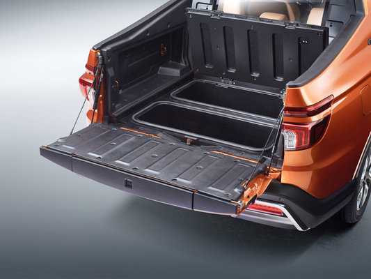 Rumah Tangga 4 Pintu SUV Pickup 8AT 224HP Bensin Power Leather Seats Lampu Depan LED